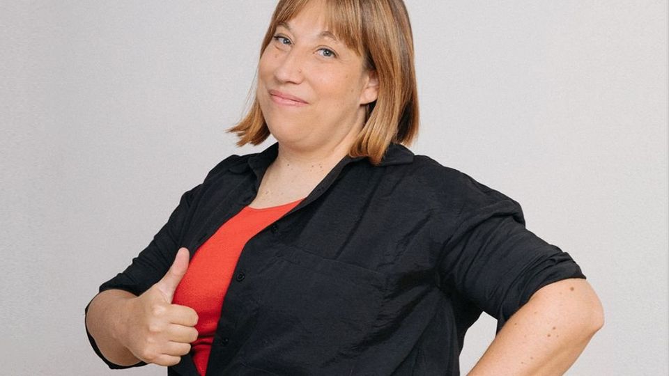 Carol Tomás: Per L'humor De 10
