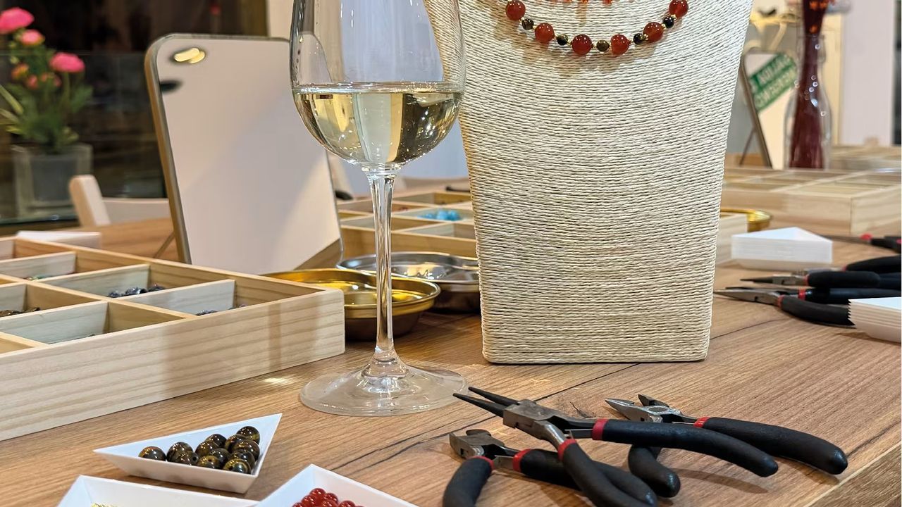 Taller de joyas con vino - Winers (Alicante)
