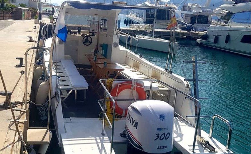 Alquiler de barco con patrón en Calpe