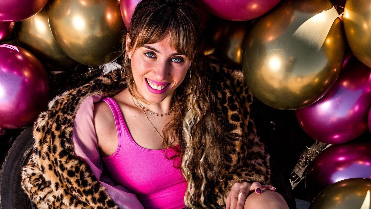 Isabel Rey lleva su humor sin filtros a Alcoi con Diva de barrio